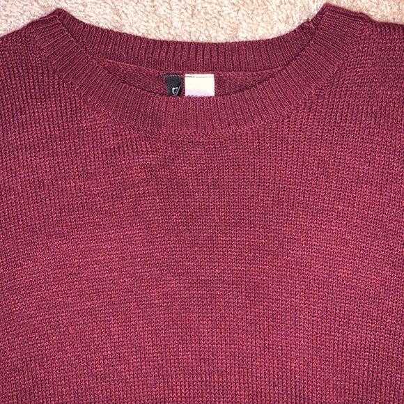 Women’s H&M Maroon Lightweight Knit Sweater - Picture 4 of 7